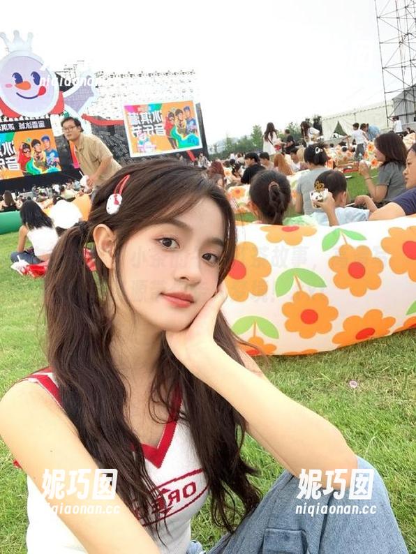 物恋传媒 - 小茶的午后红茶故事，高清写真资源带你走入梦境！.txt