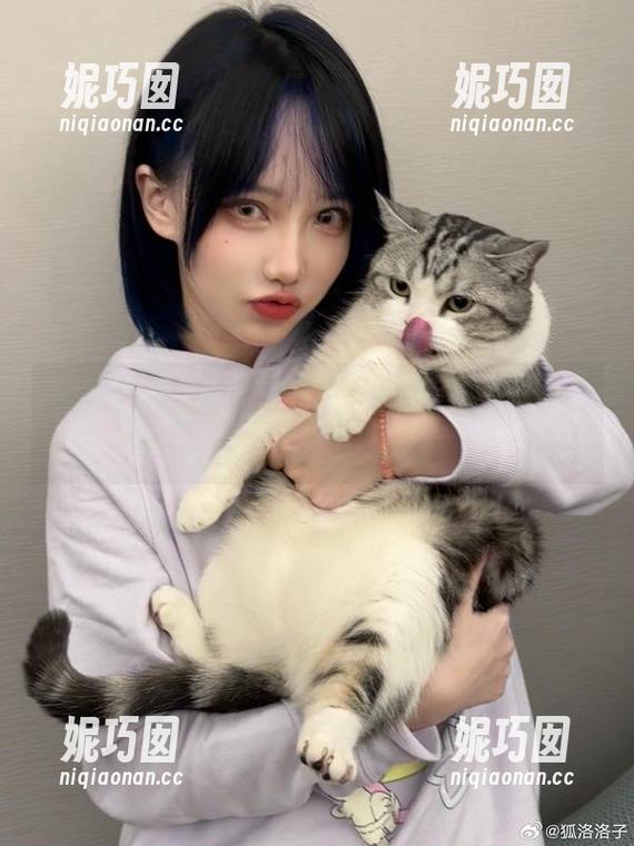 狐洛洛子的温柔写真，网盘分享点亮你日常的每一瞬.txt