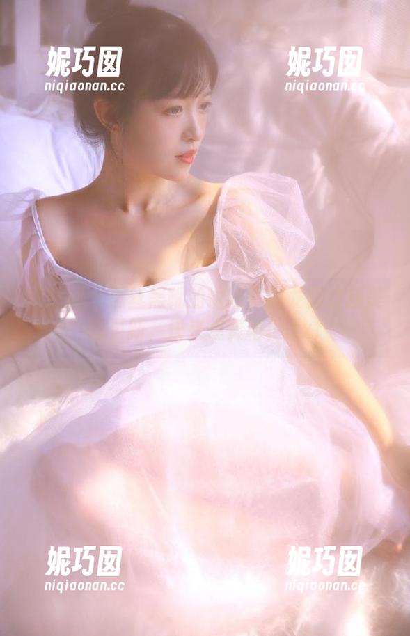微密圈 - 黑丝黑靴的诱惑！白龙猫女新美图更新，快来点赞吧！.txt