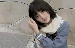 微密圈 – 禅雨儿Lynne的美脚写真分享，展现她生活中的艺术与灵感之美.txt