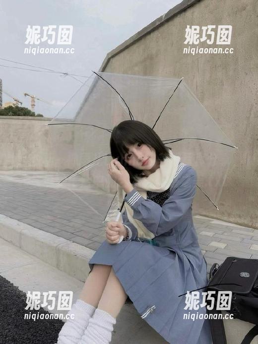 微密圈 - 禅雨儿Lynne的美脚写真分享，展现她生活中的艺术与灵感之美.txt