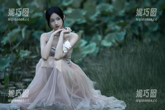 秀人网 - 感受“77qiqi教室”中的创意：图库收藏的精彩作品.txt