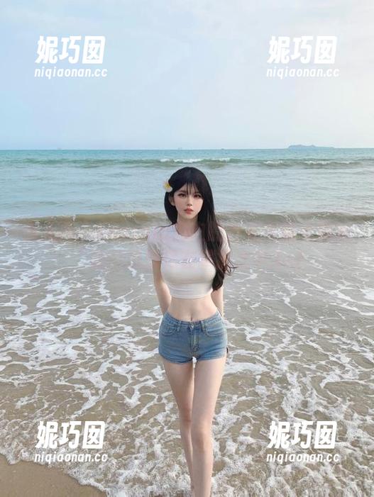 秀人网 - Lavinia肉肉的皮衣写真大揭秘：美图资源尽在掌握之中.txt