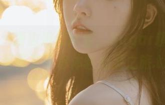 秀人网 – 海边浪漫尽显，Sugar糖酒酒最新写真集带你体验心灵之旅.txt