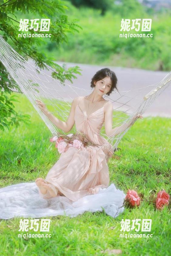 秀人网 - “lingyu69吊带”的写真之旅，精彩图册带来不一样的视觉盛宴.txt