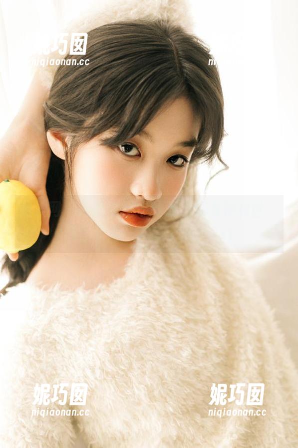 秀人网 - 高清套图中的双马尾女神利世，让你的周一不再无聊！.txt