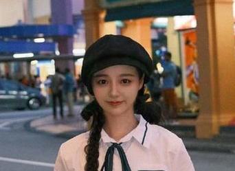 秀人网 – 与唐安琪一起探索广州，分享她精致旅拍作品的创作与体验.txt