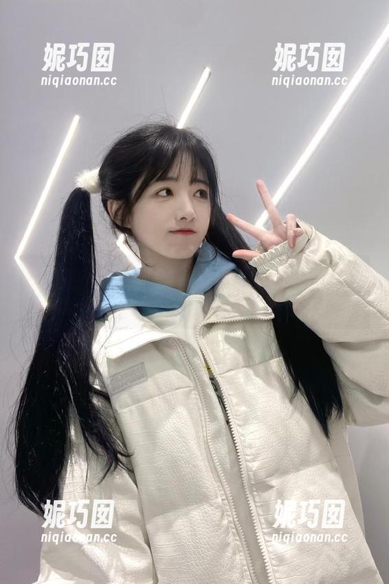 秀人网 - 不容错过的奶酥女王写真，赶快来欣赏她的独特图包.txt