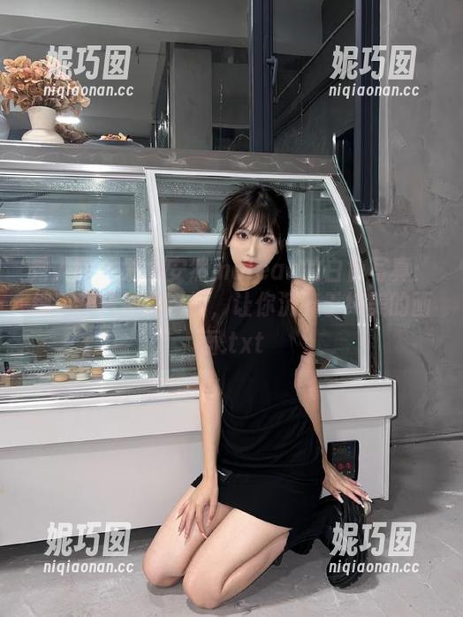 秀人网 - 爱上安然maleah的白色写真：细腻图片捕捉瞬间，让你沉醉于纯美的画面.txt