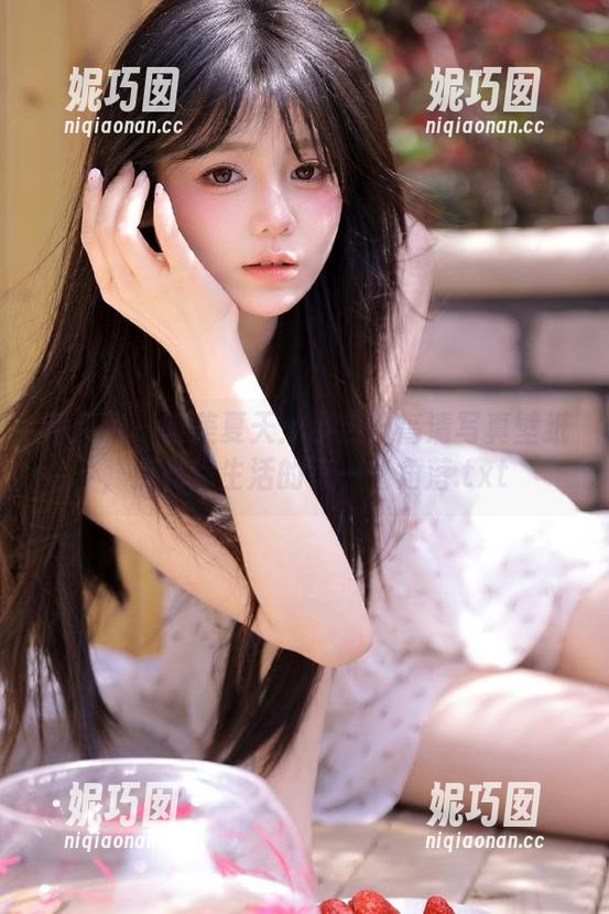 秀人网 - 唯美夏天：小热巴高清写真壁纸，点亮你生活的每一个角落.txt