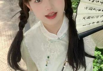 秀人网 – 小纯子白裙写真美图下载，记录青春岁月的美好瞬间！.txt