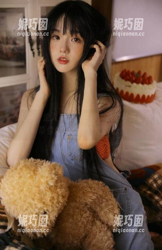 秀人网 - 走入曼柔的世界，奶牛写真分享带你体验乡村的纯真.txt
