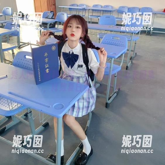 秀人网 - 福利体验：林文文超赞泳衣图集，释放夏日活力！.txt