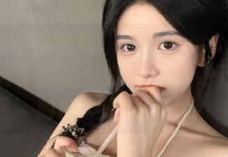 秀人网 – 不容错过！林文文yooki双人写真在线合集全新上线，尽情享受无与伦比的视觉盛宴。.txt