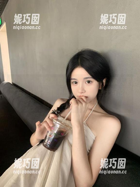 秀人网 - 不容错过！林文文yooki双人写真在线合集全新上线，尽情享受无与伦比的视觉盛宴。.txt