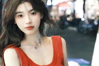 秀人网 – 走进果儿celia的天台世界：精彩图包带你感受清新可爱的风格！.txt