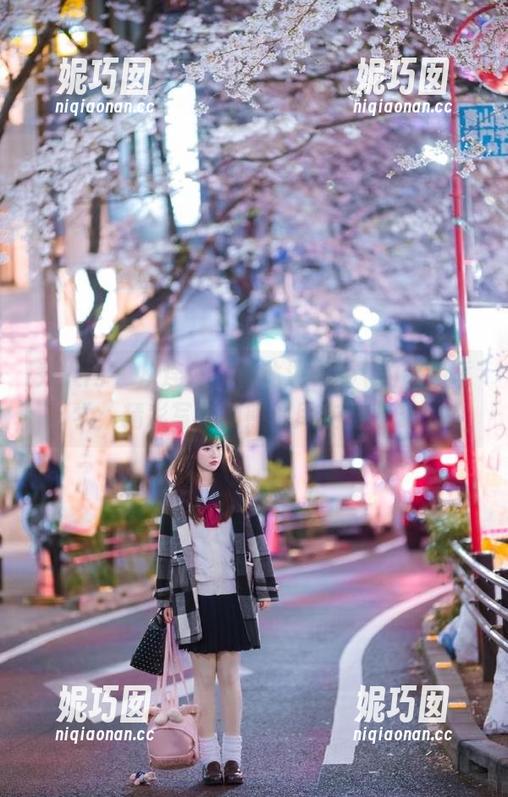 秀人网 - 从连体衣看沐沐baby的时尚哲学：精彩写真和照片尽在此处.txt