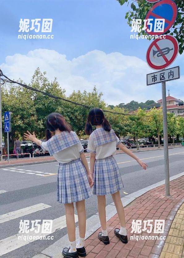 秀人网 - 走进“猫咪巨臀妹妹”的世界，发现空姐主题私房美图的奇妙之旅！.txt