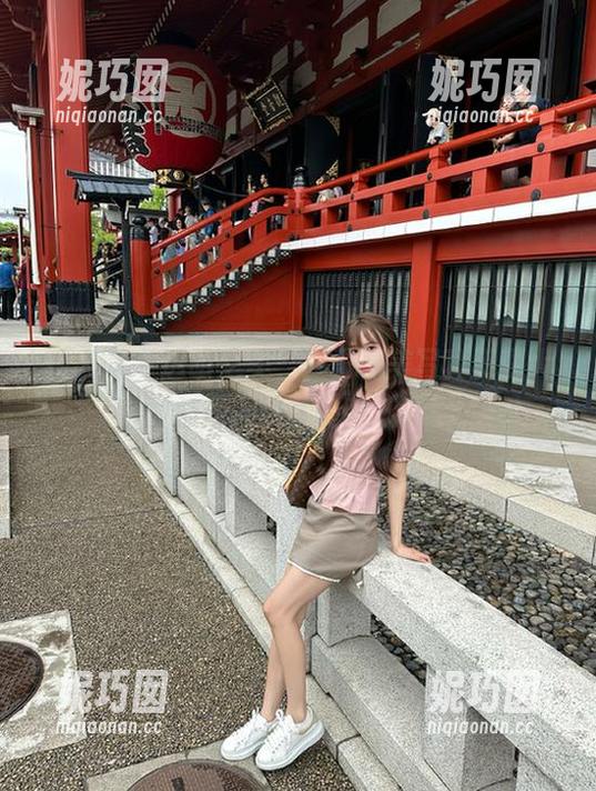 秀人网 - 透明之美，玄子精美写真资源大放送，尽享美图.txt