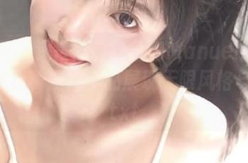 秀人网 – 深度欣赏玛鲁娜Manuela的白衬衫写真，图库作品展现无限风格与气质.txt