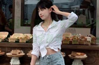 秀人网 – 最新白笑笑修女风格写真，展现内心深处的宁静与力量。.txt