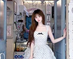 秀人网 – 筱慧cindy魅惑比基尼美图图包，悠然夏日的清凉视觉盛宴！.txt