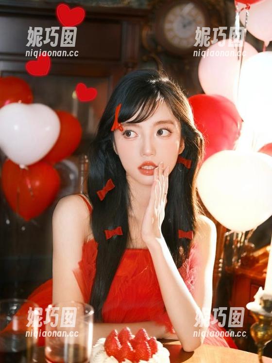 秀人网 - 葛征办公室写真集：分享如何在工作中兼顾时尚与幽默！.txt