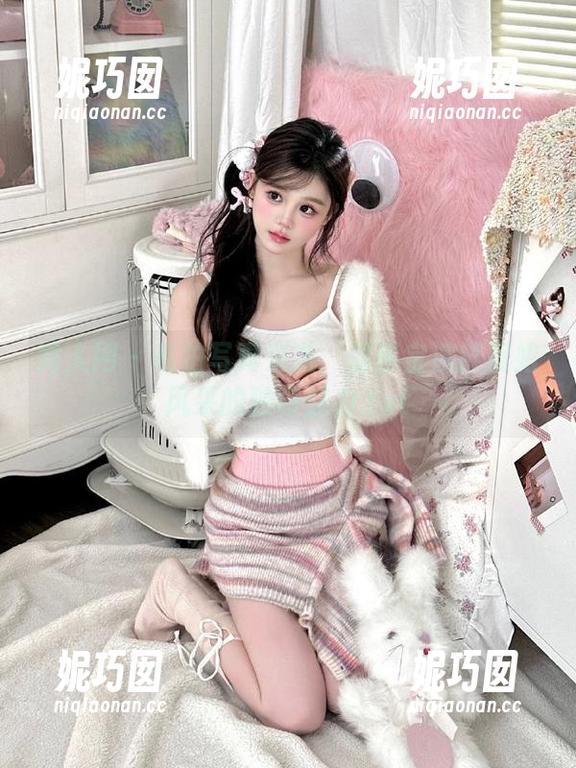 秀人网 - 私拍写真来袭：蛋蛋宝演绎厨娘风采的独特魅力.txt