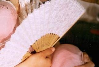 秀人网 – 独家发布！谭小灵浴室最新写真合集，让人无法抵挡的魅力.txt