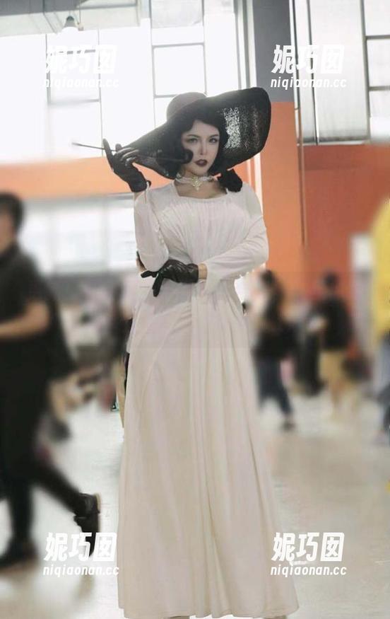 更新！秋和柯基微醺写真合集，满足你对秋季浪漫的所有想象！.txt