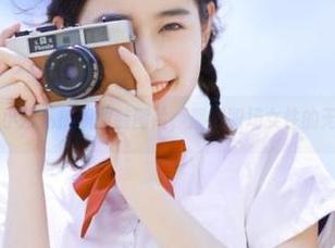 绮梦摄影 – 小艺私拍职业装图片，展现职场女性的无限风采.txt