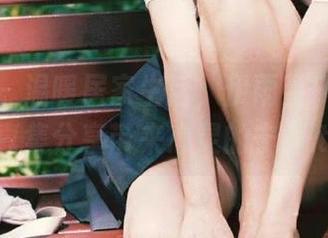 美媛馆 – 温暖居家生活，伊雨蔓Fiona的写真集分享带来心灵的宁静.txt