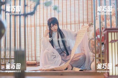 翎柒菜菜写真全集大曝光：当照片遇上秘书，展现无尽魅力！.txt