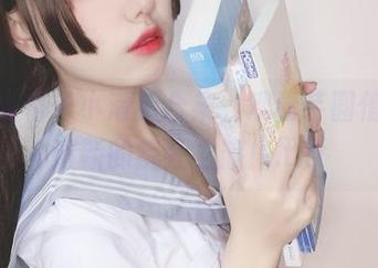 这份蓝格子小清新合集，观看芋圆侑子，清新的疯狂之旅！.txt