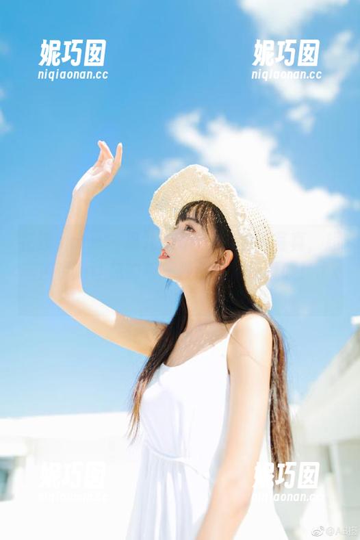 花漾show - 果儿Victoria油亮写真，超高清资源让你的每一秒都充满惊喜哦！.txt