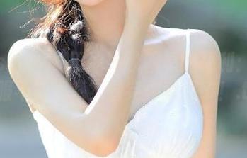 花漾show – 田冰冰校服原图福利：谁说校服不能性感？看完你就懂了！.txt