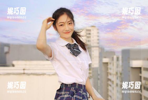 微密圈 - 葱油饼er校服灵感之作，无圣光摄影的魅力，看她如何演绎青春与时尚的完美结合！.txt