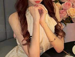 微密圈 – 在“葱油饼er”的女友写真图集中，透视独特的魅力与故事，真心推荐.txt