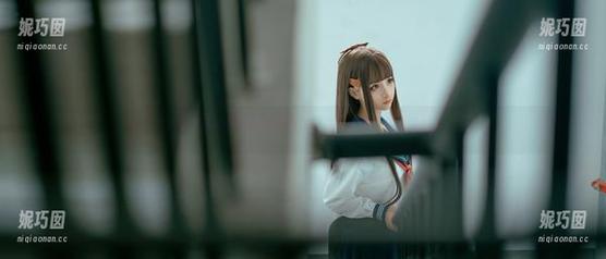 看蠢沫沫如何在高跟鞋中优雅扭转，高清作品带你领略魅力！.txt