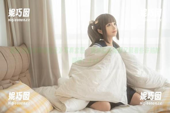 蠢沫沫的《卯月桃子》写真套图，满满的甜美却又藏着些许尴尬瞬间！.txt