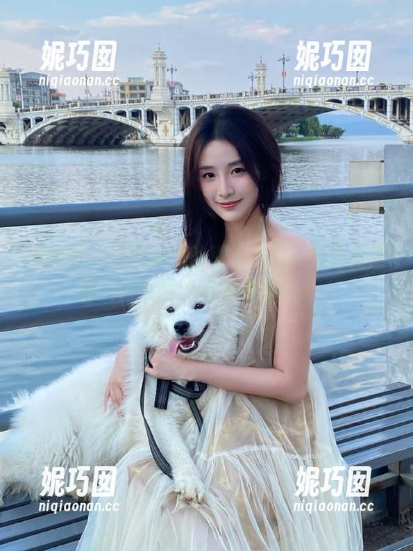 袜啵啵 - 探索小沫的镂空作品，海量免费图片助你提升审美品位！.txt