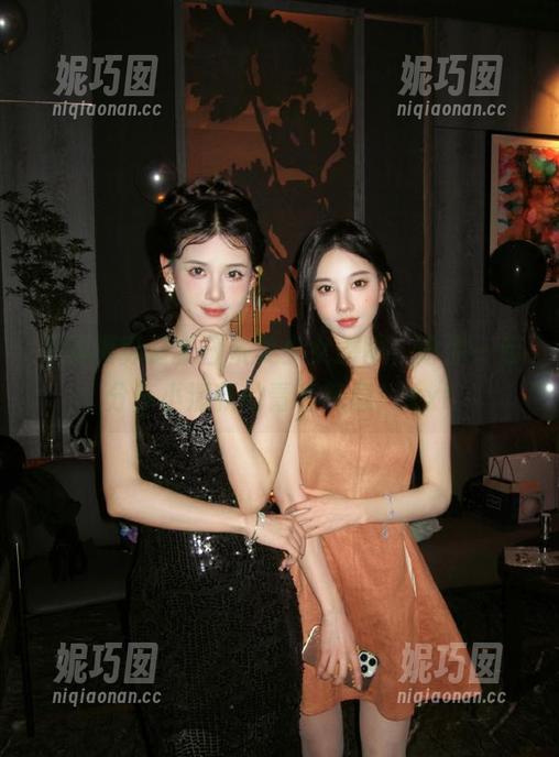 见新摄影最新日系美少女原图，陪你一起分享小清新的青春气息！.txt