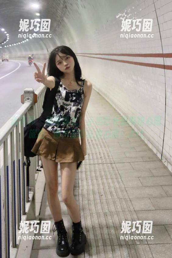 语画界 - 原图曝光！小热巴长腿美妞心愿旅拍，图片足够让你心动！.txt