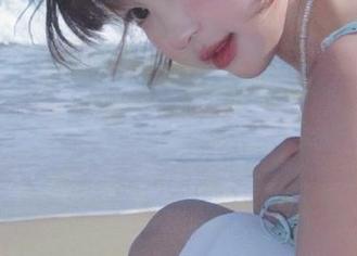 语画界 – 短裤写真更新，梦梵向你展现她的独特个性与风格.txt