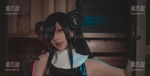 一组绝美双人写真，起起子vvvv为你展现精致美图的艺术！.txt