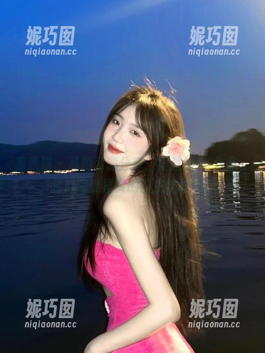 轰趴猫 - 私拍资源分享：筱慧的JK作品，越自嘲越真实的博主之路.txt