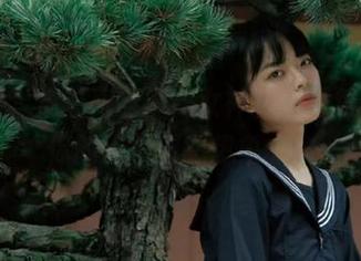 微密圈 – 炫酷高清辣妈女神制服图包，释放你的无限创意想象.txt