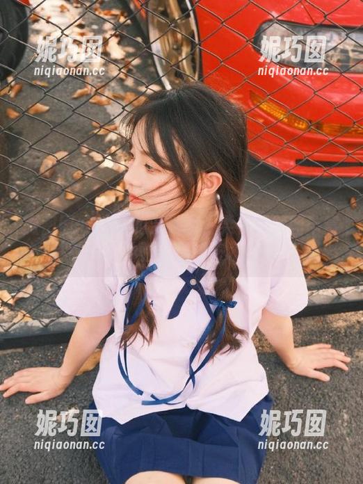 微密圈 - 迷人的五姨太温柔在线美图丰富你的视觉体验，尽享艺术之美.txt