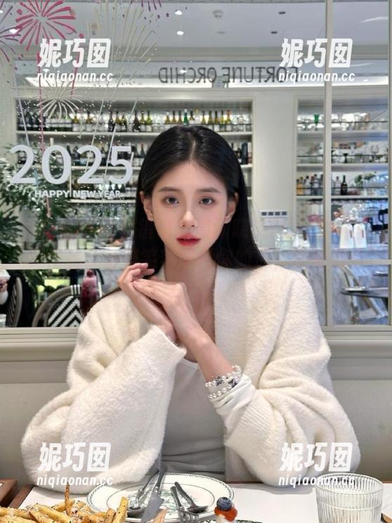 青豆客 - 不容错过的最新晓艾fafa女神写真作品，甜美笑容融化你的心，快来看看！.txt
