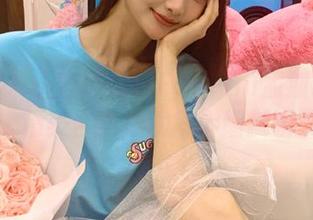 魅妍社 – 不容错过！FoxYini孟狐狸美足图包，精美合集成就每个细腻瞬间.txt